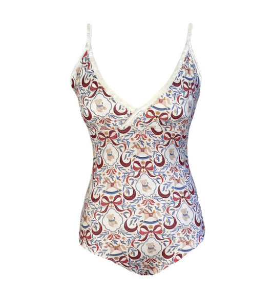 Flora in Timeless Teddy